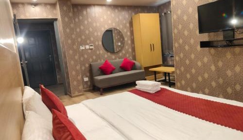 Standard King Room