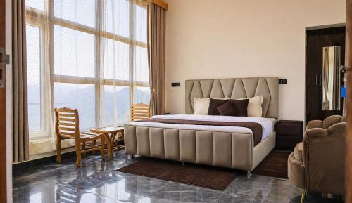 Superior King Room
