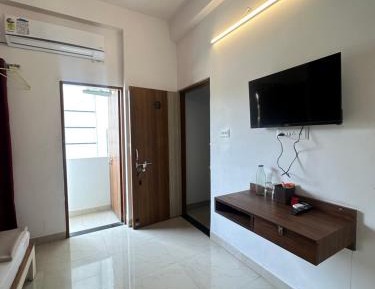 Double or Twin Room with Balcony