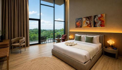 King Room with Pool View