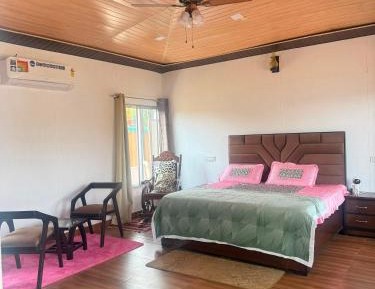 Double Room with Mountain View