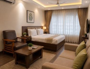 Suite with Garden View