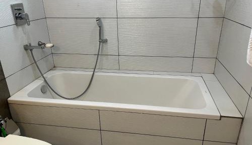 Deluxe Double Room (2 Adults + 1 Child)
