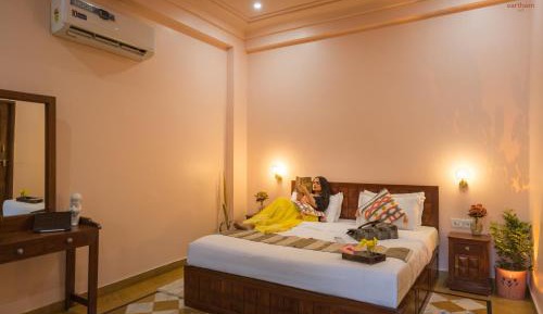 King Room with Mountain View