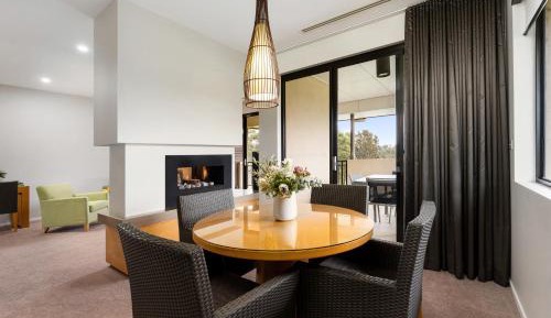 Villa 2 Bedroom with Golf View, Free Parking and WIFI