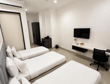 Deluxe Triple Room