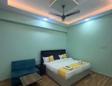 Standard King Room