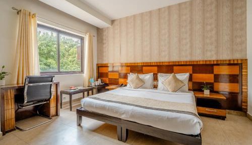 Deluxe King Room
