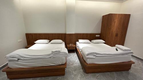 Luxury Quadruple Room