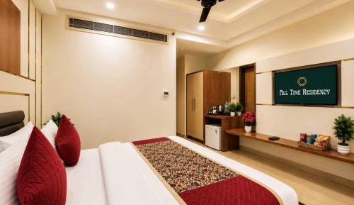 Deluxe Room With View