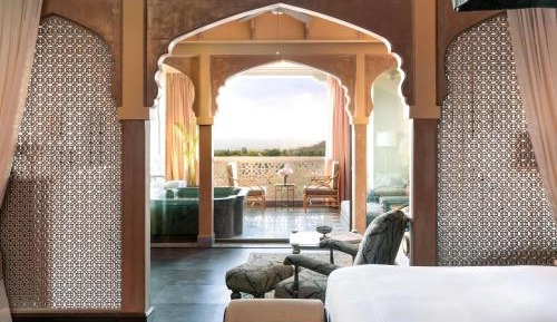 Landmark Room with Plunge Pool : INR 3,000 hotel credit on F&B once during the stay.
