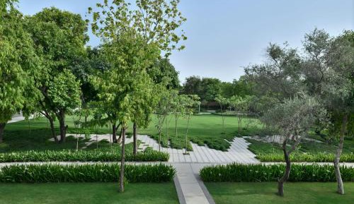 	 Premier, Guest Room, 1 Twin, Garden view
