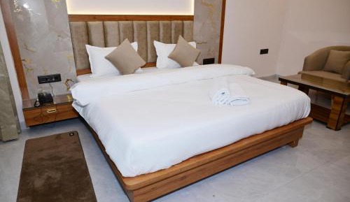 Double Room with Mountain View