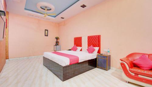 Family Room with Private Bathroom