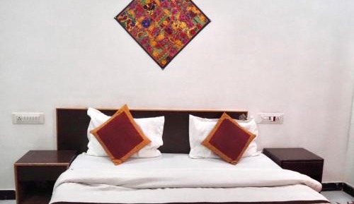 Deluxe Double Room with Castle View