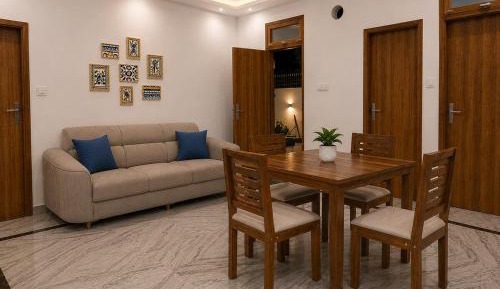 Villa with Garden View