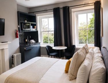 Double Room with Shared Bathroom