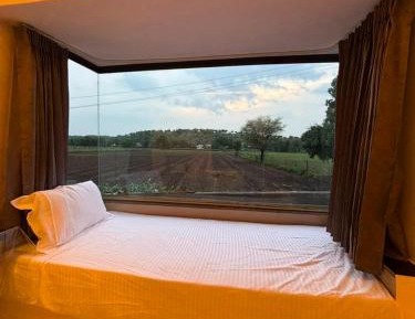 Suite with Mountain View