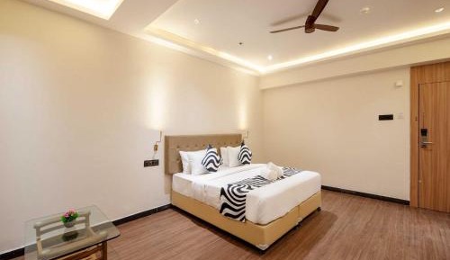 Standard Queen Room