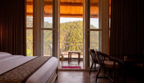 Two-Bedroom Apartment with Balcony
