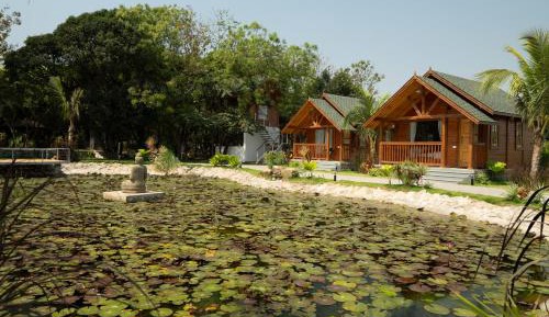 Cottage with Garden View