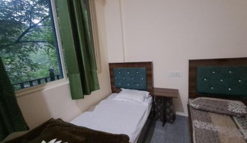 Triple Room with Mountain View