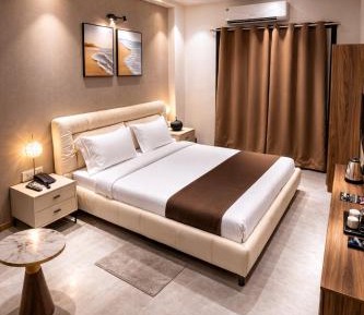 King Room with Lake View