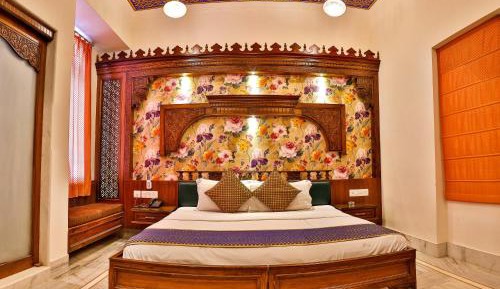 Deluxe Double Room: 10% discount on food & beverage at Native , Primitive & Peacock till 15th July, Evening tea experience at the property and pillow menu selections