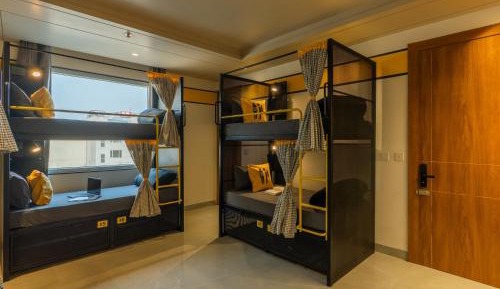 Bed in 6 Bed Mixed Dormitory