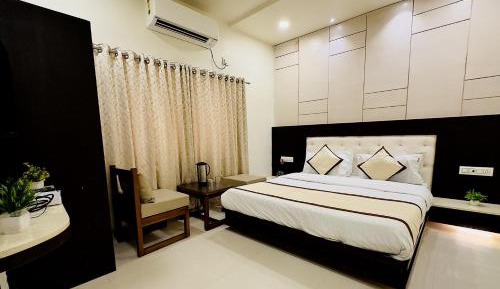 Superior King Room