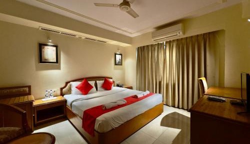 Superior Deluxe Double or Twin Room 