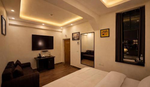 Deluxe Double Room with Balcony