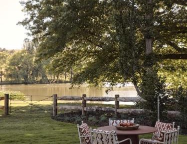 Family Room with Lake View