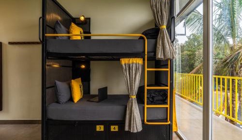 Bed in 4 Bed Female Dormitory with Garden View