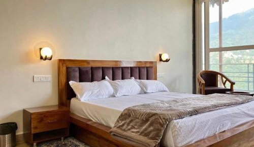 Double Room with Lake View
