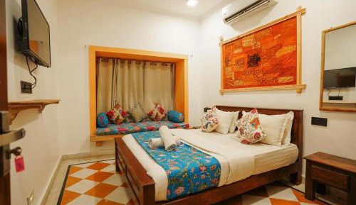 Deluxe Suite