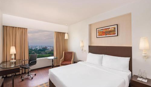 Superior Room with City View - 50% off on Laundry service and enjoy Happy Hours with 1+1 offer