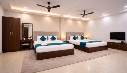 Deluxe Family Room