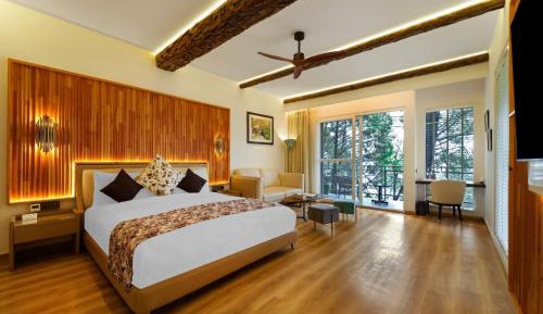 Deluxe King Room