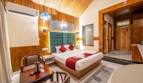 Standard King Room