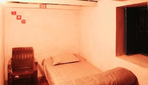 Single Room with Mountain View