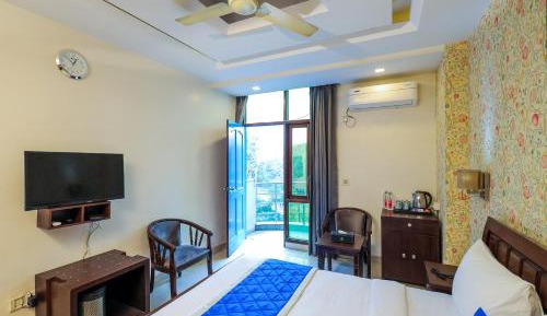 Deluxe Double Room with Balcony