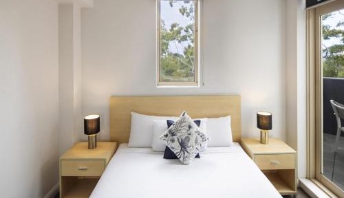 One Bedroom with One King Bed