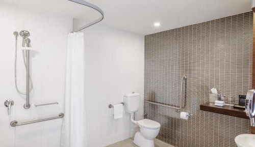 Superior King Room - Disability Access