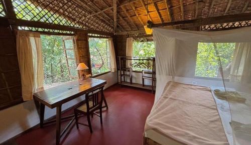 Double or Twin Room with Private External Bathroom