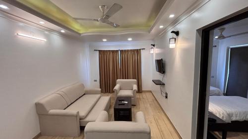 Casa Blanca Suite