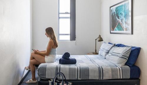Budget Double Room with Shared Bathroom