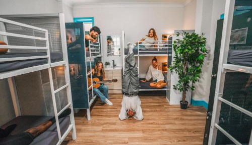 Bed in 8-Bed Mixed Dormitory Room