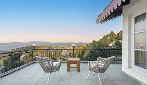 Quadruple Room with Mountain View