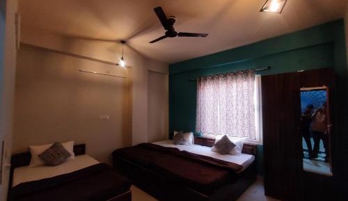Triple Room with Private Bathroom